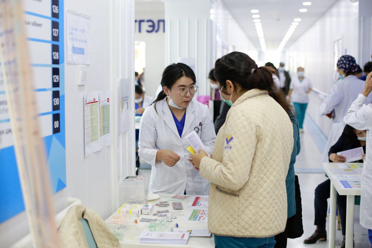 Улсын Хоёрдугаар төв эмнэлэг “Үйлчлүүлэгчийн аюулгүй байдал” сэдэвт ӨДӨРЛӨГ боллоо
