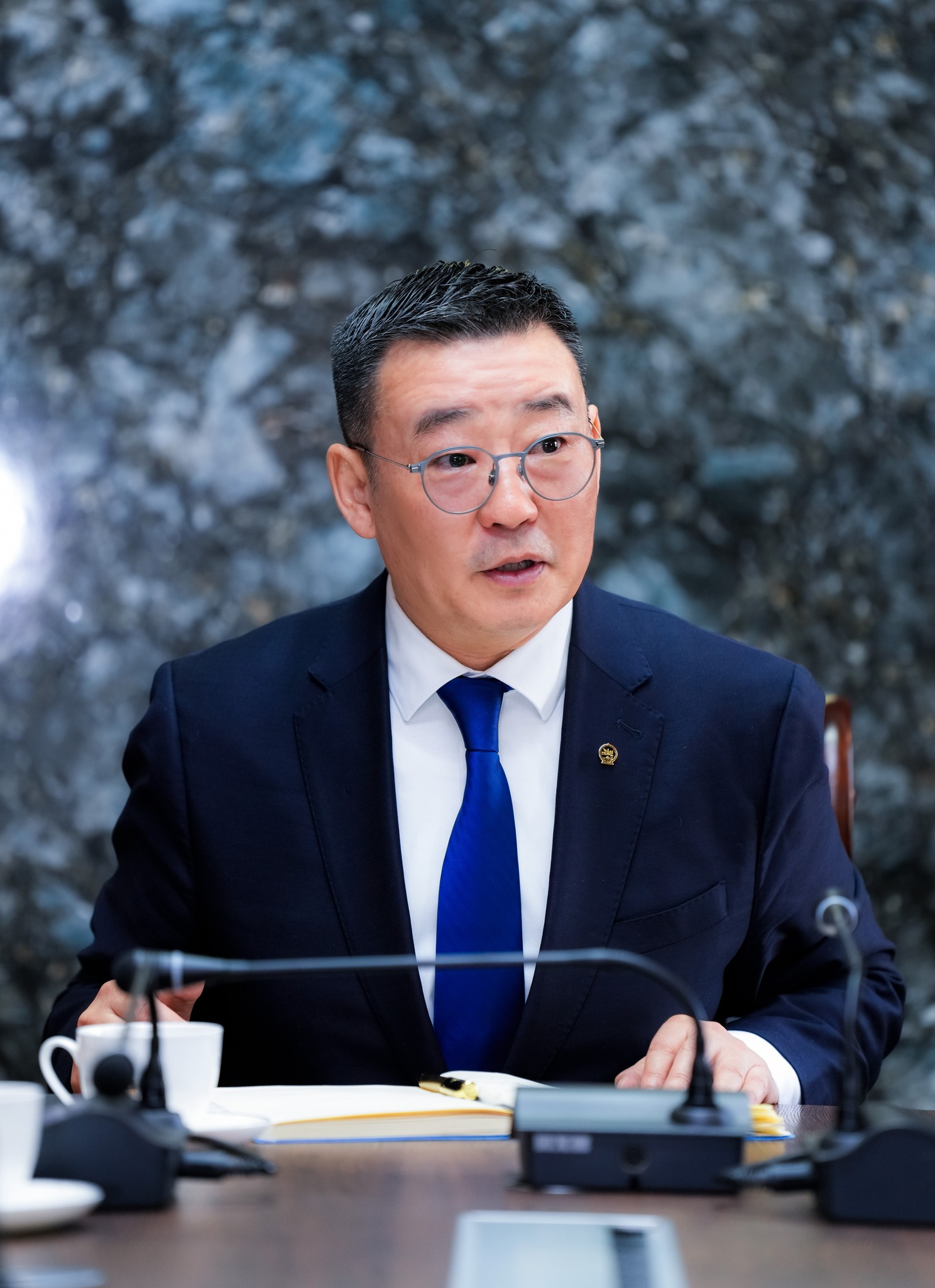 Н.ЭРДЭНЭБАЯР: МЕРИТ ЗАРЧИМ, ХУУЛЬ ДЭЭДЛЭХ ЁС, ИЛ ТОД, ХАРИУЦЛАГЫГ ЭРХЭМЛЭН АЖИЛЛАНА