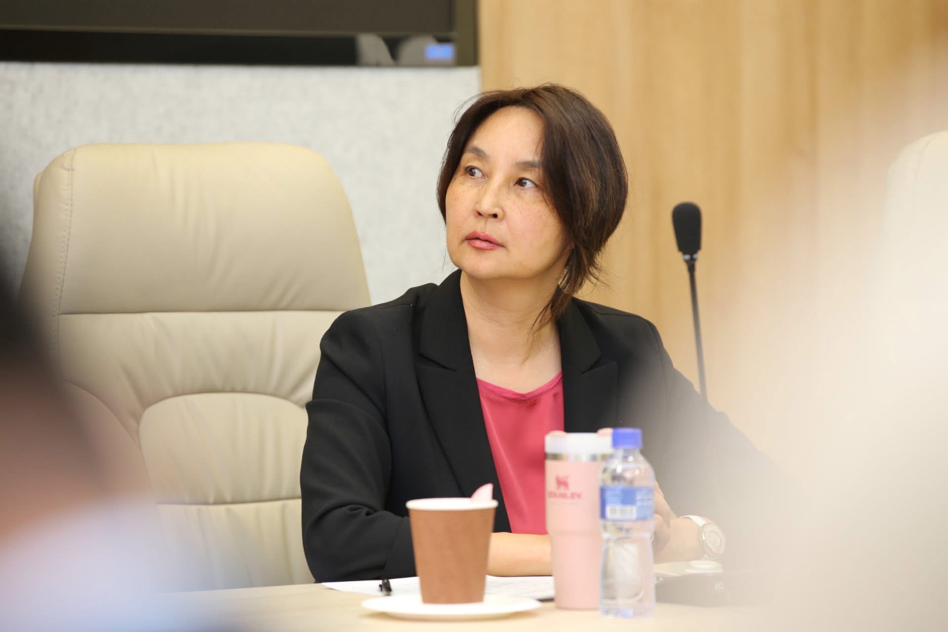 МЭРГЭШҮҮЛЭХ СУРГАЛТЫН ЯВЦЫН ХЯНАЛТ ҮНЭЛГЭЭНИЙ ДҮНГ ХЭЛЭЛЦЭЖ, ТӨГСӨЛТИЙН ДАРААХ СУРГАЛТ ЭРХЛЭХ ЗӨВШӨӨРЛИЙГ СУНГАХААР ШИЙДВЭРЛЭЛЭЭ